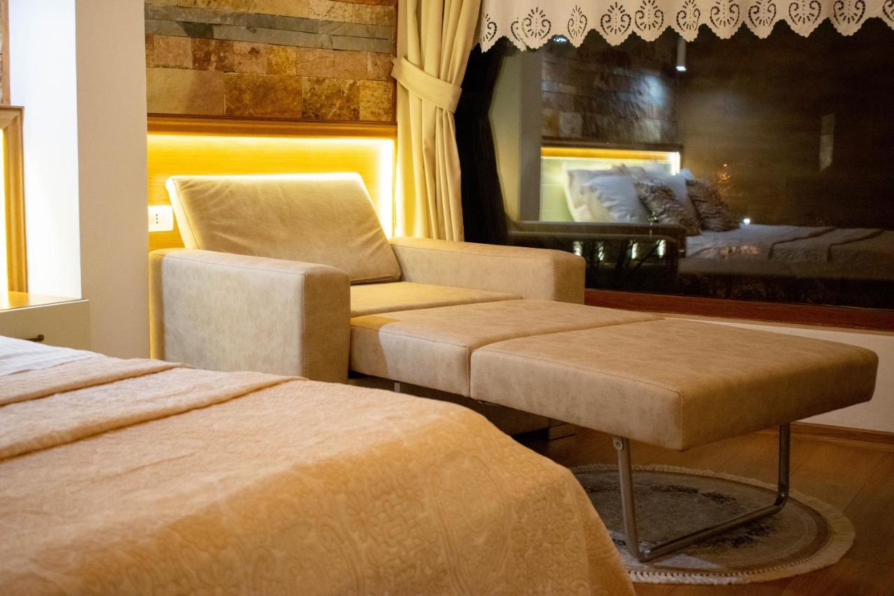 Te Kalaja Rooms จีโรคาสเตอร์ ภายนอก รูปภาพ